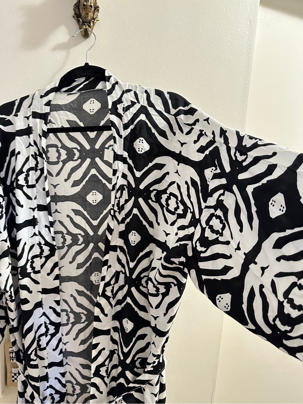 Black & White Abstract Zebra Print Kimono